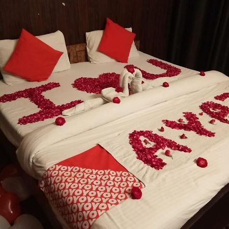 Hotel Kamal 勒克瑙 外观 照片