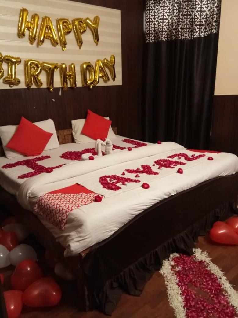 Hotel Kamal 勒克瑙 外观 照片